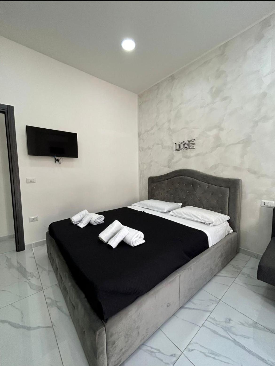 Apartmán Terrazza Luxury Valentino Neapol Exteriér fotografie